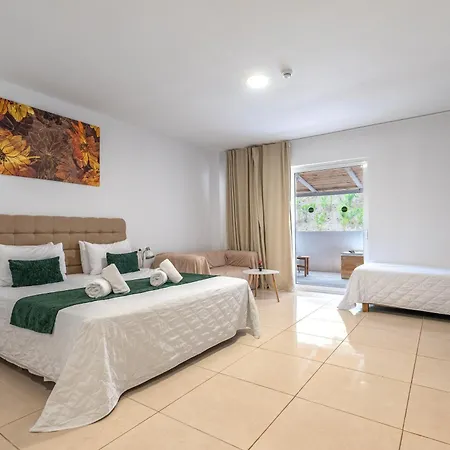 فندق Bamboo - Adults Only إياليسوس