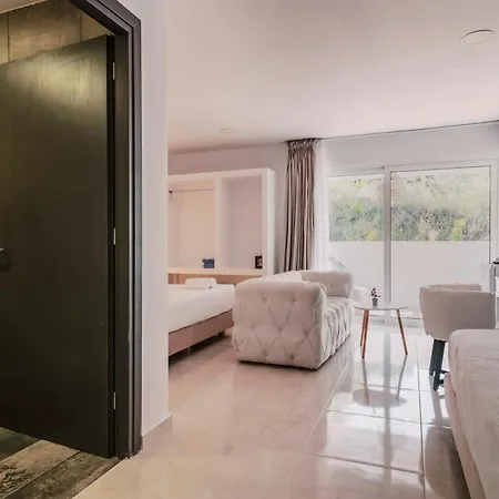 Bamboo - Adults Only 4* 伊利索斯