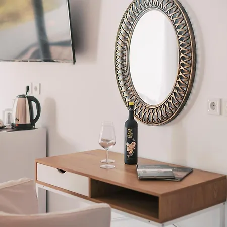 Bamboo Suites Hotel - Adults Only Hotel