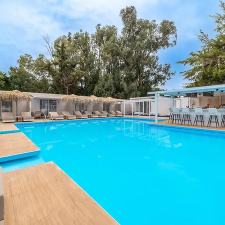 Bamboo - Adults Only 4*