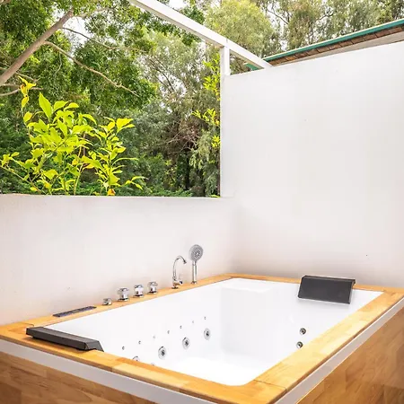 Bamboo - Adults Only Szálloda 4*
