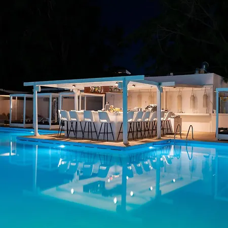 Bamboo - Adults Only 4*