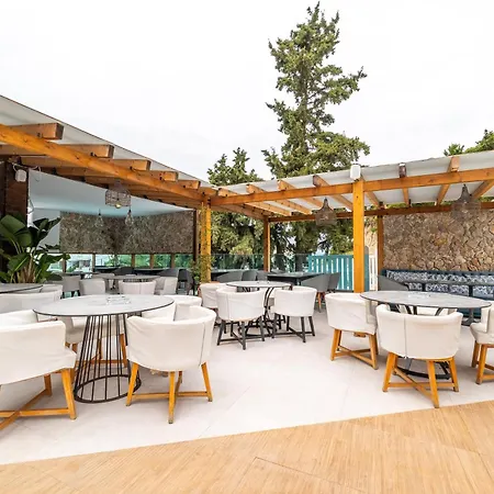 Bamboo - Adults Only 4*