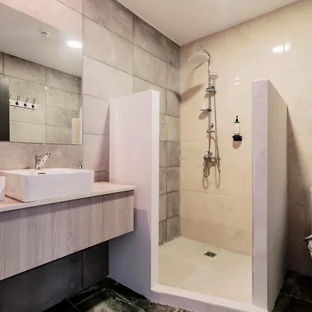Bamboo - Adults Only Hotell 4*
