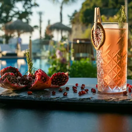 Bamboo - Adults Only 4* 이알리소스